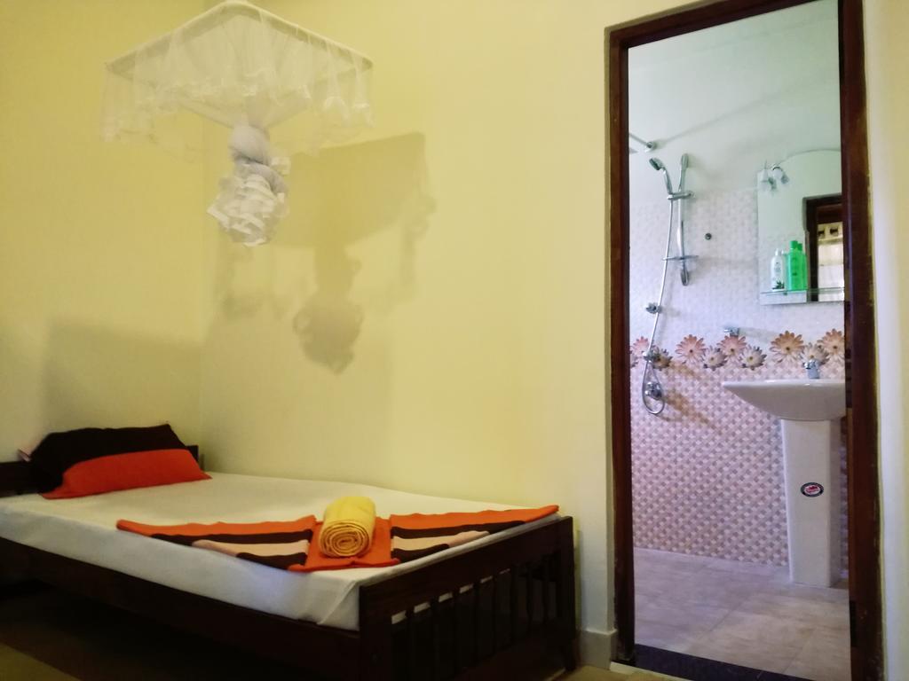 Golden Beach Rest Hotel Tangalle Luaran gambar